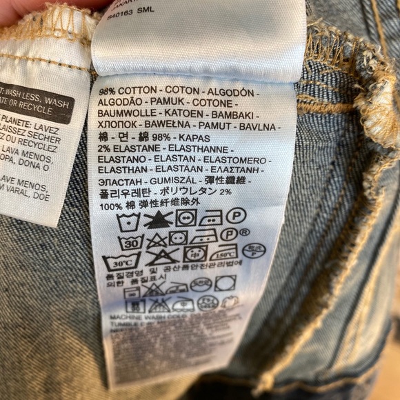 Levi’s Denim Jacket - Picture 4 of 4